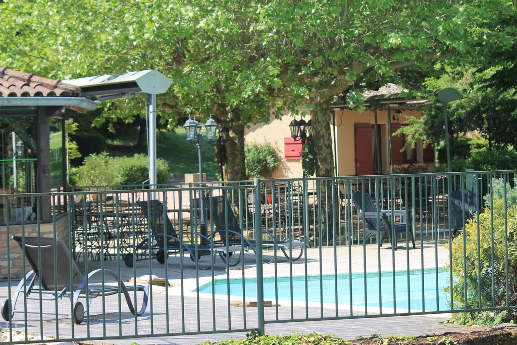 Le Moulin de Saint Verand Exterior foto
